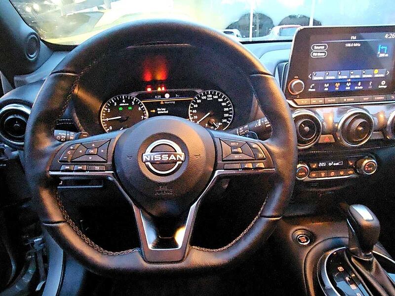 Nissan Juke N-Connecta DIG-T DCT7 +Navi